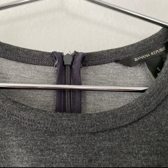Banana Republic Size Small Gray Top - Picture 5 of 16